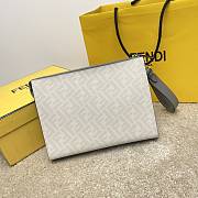 Fendi Grey Cowhide Clutch Size 28x4x20cm - 2