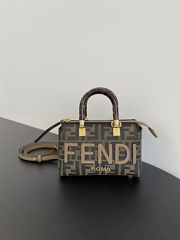 Fendi By The Way Mini Leather Size 20x9x12cm