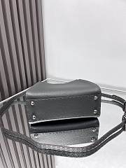 Fendi Peekaboo ISeeU Petite Black Bag Size 27x21x11cm - 3