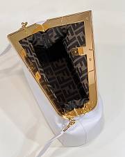 Fendi Pre-Owned First Clutch White Bag Size 23x10x18cm - 5