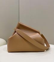 Fendi Pre-Owned First Clutch Brown Bag Size 23x10x18cm - 6