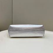 Fendi Pre-Owned First Clutch Silver Bag Size 23x10x18cm - 4