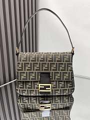 Fendi Zucca Mamma Baguette Gold Bag Size 29x10x21cm - 4