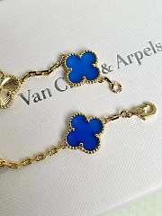 Van Cleef & Arpels Blue 5 Flowered Bracelet - 5