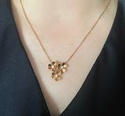 Van Cleef & Arpels 3 Flower Clover Necklace 03 - 4
