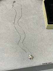 Van Cleef & Arpels Mini Light 01 Clover Necklace - 1