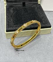 Van Cleef & Arpels Perlée Sweet Clovers Bracelet 01 - 4