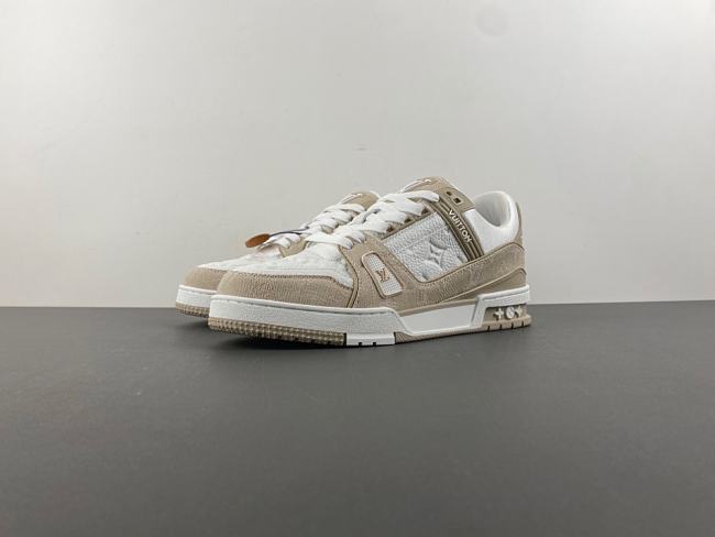 Louis Vuitton Trainer Sports White Beige Shoes - 1