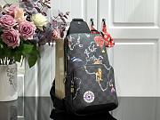 LV AVENUE SLING BAG N41719DT Size 20x31x10cm - 1
