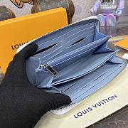 LV Wallet 61869 Size 20x19x2cm - 4