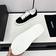 Chanel Black White Leather Low Top Sneakers - 5