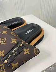 LV Pool Pillow Flat Comfort Mule 1AAEBX  - 4