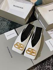 Balenciaga Leather White Mules D95 - 3