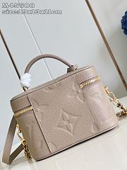 LV Vanity PM Noir Beige Size 19x13x11CM - 4