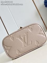 LV Vanity PM Noir Beige Size 19x13x11CM - 3