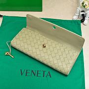 Bottega Veneta Andiamo Clutch Size 31x13x3cm - 2