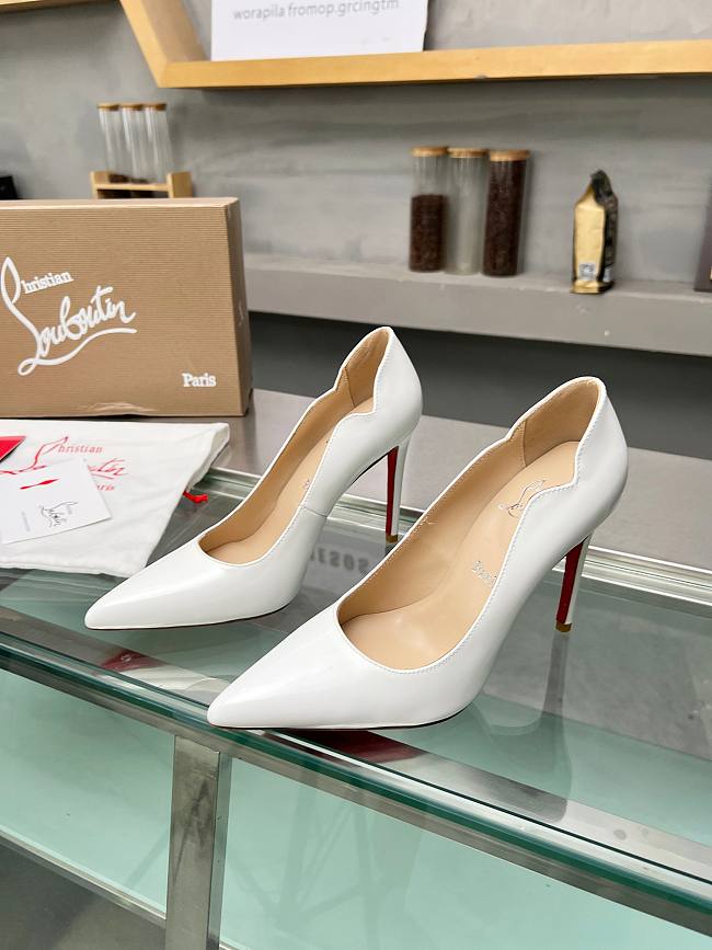 Christian Louboutin Shiny Patent Leather Heels White 10CM - 1