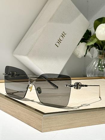Dior Glasses Code D0048-04