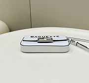 Fendi by Marc Jacobs White Bag Size 25x18x10CM - 5