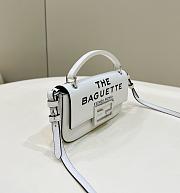 Fendi by Marc Jacobs White Bag Size 25x18x10CM - 3