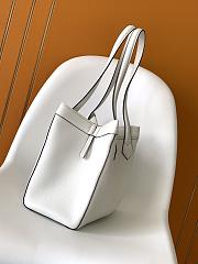 Fendi Origami White Bag Size 27x16.5x27CM - 3