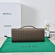 Bottega Veneta Brown Clutch Size 31x13x3cm - 4