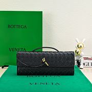 Bottega Veneta Black Clutch Size 31x13x3cm - 3