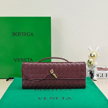 Bottega Veneta Burgundy Clutch Size 31x13x3cm