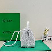Bottega Veneta White Intrecciato Size 29x18x10cm - 3