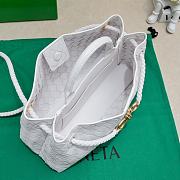 Bottega Veneta White Intrecciato Size 29x18x10cm - 4