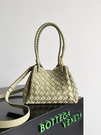 Bottega Veneta Andiamo Parachute Size 21x17x16.5cm