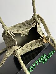 Bottega Veneta Andiamo Parachute Size 21x17x16.5cm - 6