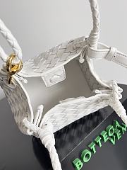 Bottega Veneta White Parachute Size 21x17x16.5cm - 3