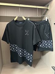 Louis Vuitton Set Clothes LV0554-01 - 4