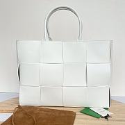 Bottega Veneta Arco Tote White Bag Size 33x44x12cm - 4