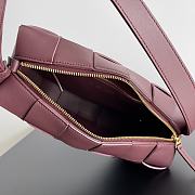 Bottega Veneta Brick Cassette Burgundy Bag Size 24x14x10CM - 4