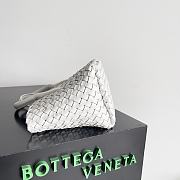 Bottega Veneta Cabat White Bag Size 22x7x16CM - 3