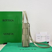 Bottega Veneta Cassette Tote Pistachio Bag Size 22x16x5cm - 4