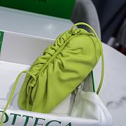 Bottega Veneta Cavatelli Clutch Lime Green Size 23x13x8cm - 4