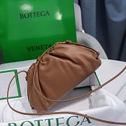 Bottega Veneta Cavatelli Clutch Caramel Size 23x13x8cm - 4