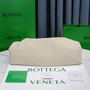 Bottega Veneta Chain Pouch White Size 38x20x8.5cm - 4