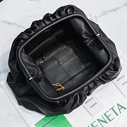 Bottega Veneta Chain Pouch Black Size 38x20x8.5cm - 2