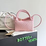Bottega Veneta Crossbody Pink Bag Size 20x15.5x7CM - 2