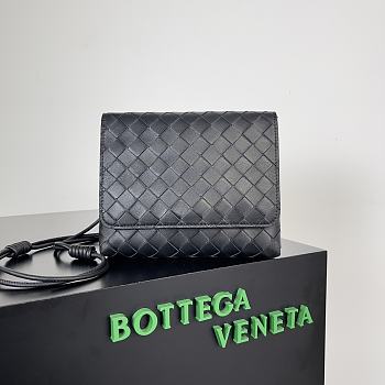 Bottega Veneta Crossbody Black Bag Size 19x16x6CM