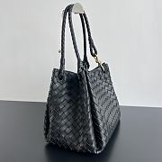 Bottega Veneta intrecciato Black Bag Size 30x26x20CM - 3