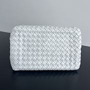 Bottega Veneta intrecciato White Bag Size 30x26x20CM - 4