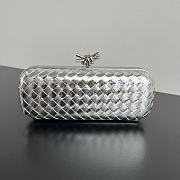 Bottega Veneta Intrecciato Clutch BV1020 Size 25x9.5x4cm - 1