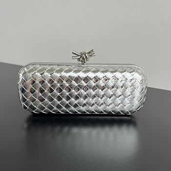 Bottega Veneta Intrecciato Clutch BV1020 Size 25x9.5x4cm