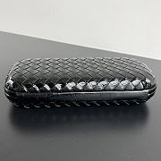 Bottega Veneta Intrecciato Clutch BV1022 Size 25x9.5x4cm - 4