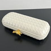 Bottega Veneta Intrecciato Clutch BV1023 Size 25x9.5x4cm - 3